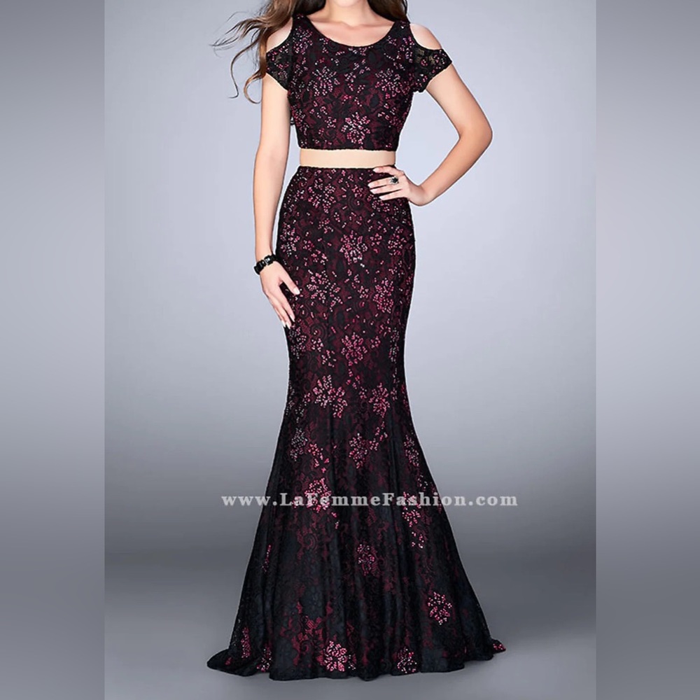 Two - Piece Long Lace Dress Size 4